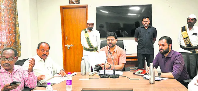 ఎన్నికల నిబంధనలు పాటించాలి