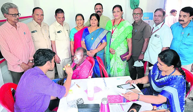 గ్రామాలకూ సేవలు విస్తరించాలి 
