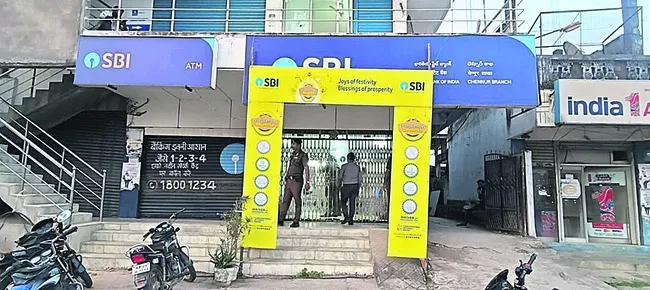 నగలు.. రెండు నెలలు ఆగాల్సిందే..!