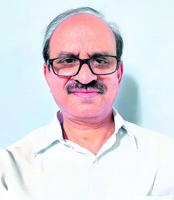 కంటి ఆసుపత్రి సూపరింటెండెంట్‌గా డాక్టర్‌ సత్యనారాయణరెడ్
