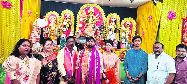 ఘనంగా దుర్గాదేవి చండిపూజ 
