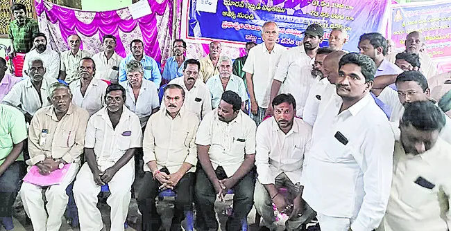 చేనేత కార్మికులను విస్మరిస్తే చరిత్రను విస్మరించినట్టే.