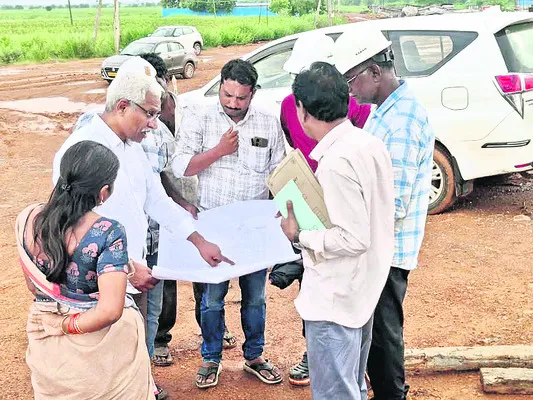 గురుకుల నిర్మాణం త్వరగా పూర్తిచేయాలి