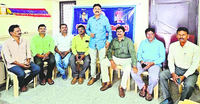 ఉపాధ్యాయుల సమస్యల పరిష్కారంలో విఫలం