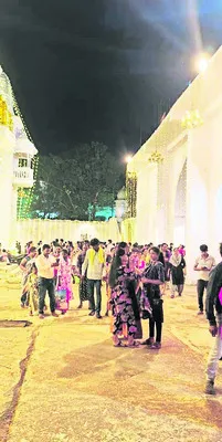 ఘనంగా