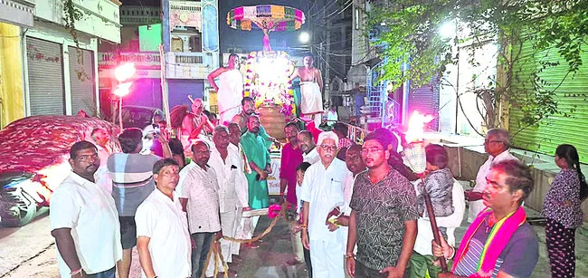 ఆది శేషునిపై దేవదేవుడు