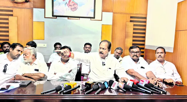 కూటమి ప్రభుత్వంలో అవినీతి రాజ్యం