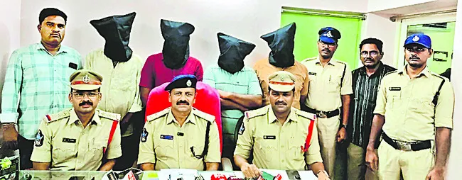 నకిలీ