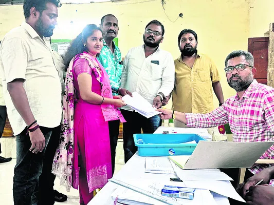 ఆశలపై నీళ్లు!