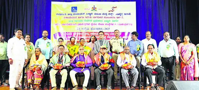 దేశాభివృద్ధికి పెద్దల సలహాలు అవసరం 