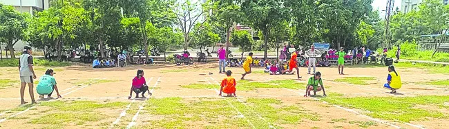వాలీబాల్, ఖోఖో జట్లకు క్రీడాకారుల ఎంపిక
