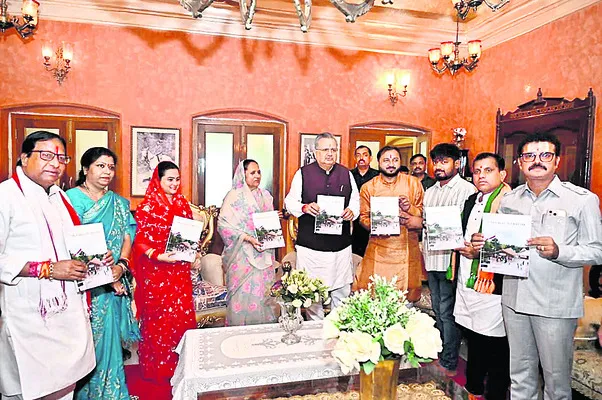 ‘ఓరుగల్లు నుంచి బస్తర్ వరకు’ పుస్తకావిష్కరణ