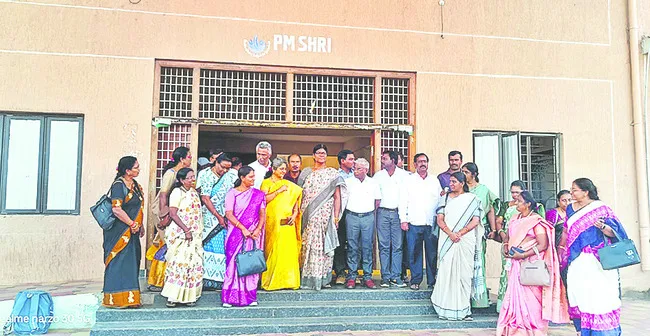 విద్యార్థి మృతిపై కొనసాగుతున్న విచారణ