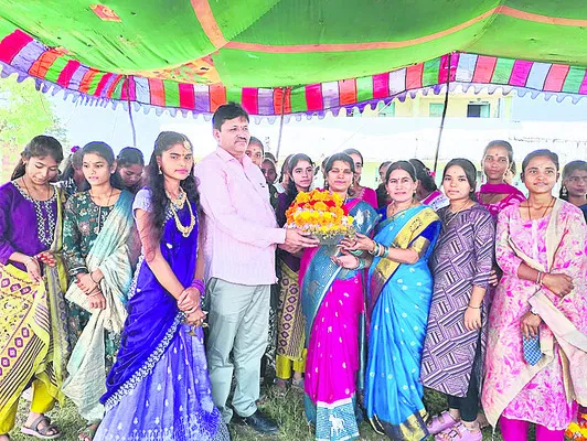 పనుల్లో నాణ్యత పాటించాలి