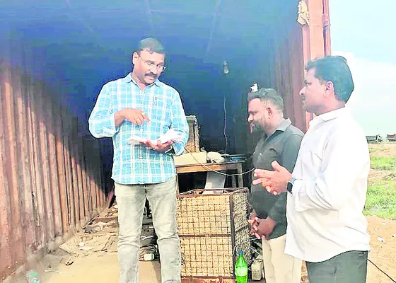 ఇసుక క్వారీ తనిఖీ