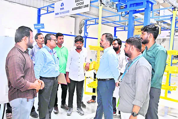 నిర్దేశిత వ్యవధిలో సమాచారం అందించాలి