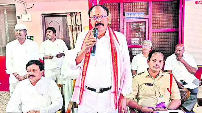 నాగుల చవితి వేడుక జయప్రదం చేయండి
