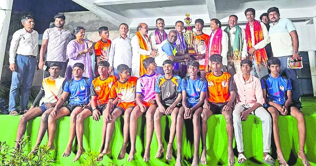 ముగిసిన జోనల్‌ స్థాయి కబడ్డీ పోటీలు 