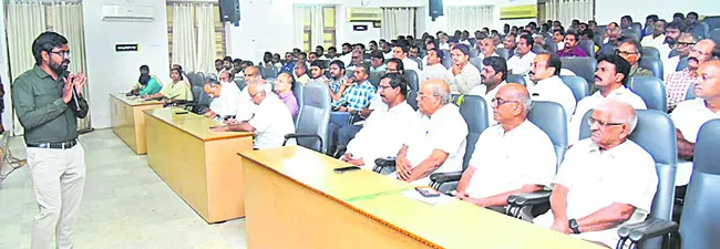 ఇబ్బందులు లేకుండా ధాన్యం సేకరణ 
