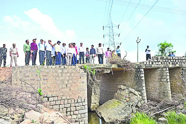 వరద నష్టం రూ.262 కోట్లు