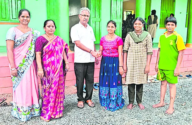 రాష్ట్ర స్థాయి పోటీలకు కారంచేడు విద్యార్థులు