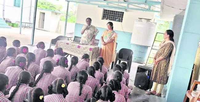 బాలికల అభ్యున్నతికి ప్రభుత్వం కృషి 
