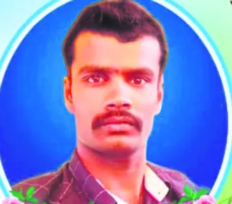 చికిత్స పొందుతూ యువకుడి మృతి
