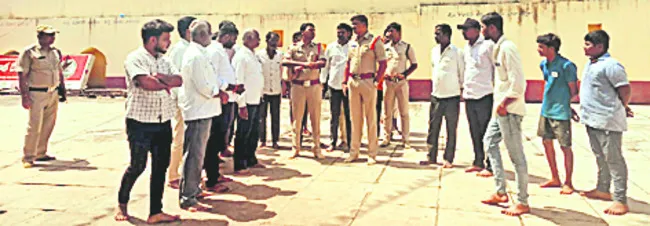 తుల్జాభవానీ ఆలయంలో చోరీ