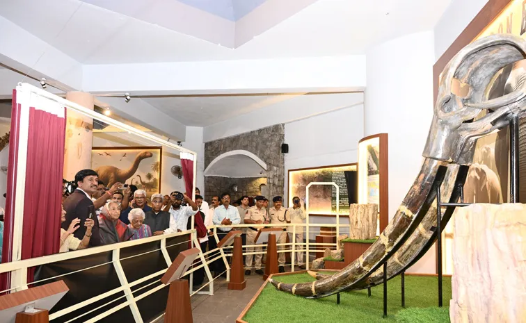 6,000-year-old Stegodon fossils at Ramagundam Medapalli opencast