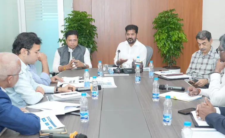 టీ స్క్వేర్‌ ఐకానిక్‌ బిల్డింగ్‌గా ఉండాలి: సీఎం రేవంత్‌