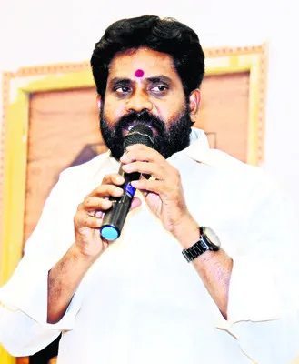 దళితులపై దౌర్జన్యాలను తిప్పికొట్టాలి 