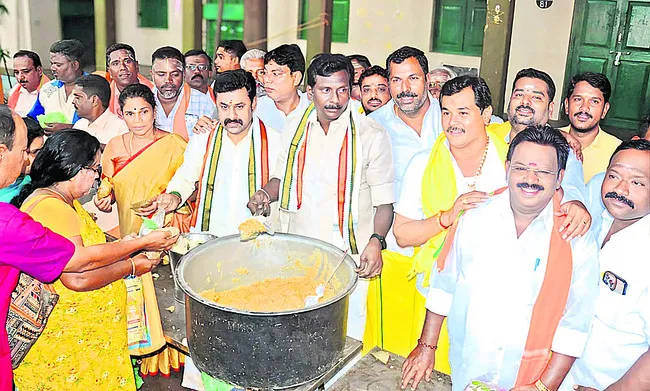 ఘనంగా శనివారాల పండుగ