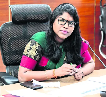 పాత జీఎస్టీ వసూలు చేస్తే చర్యలు