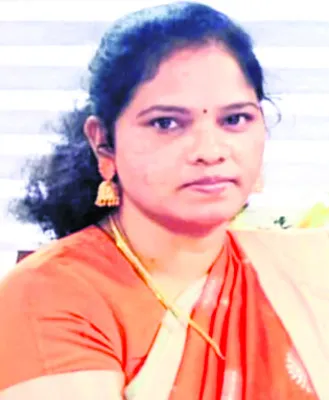 ప్రజల ప్రాణాలతో చెలగాటం  
