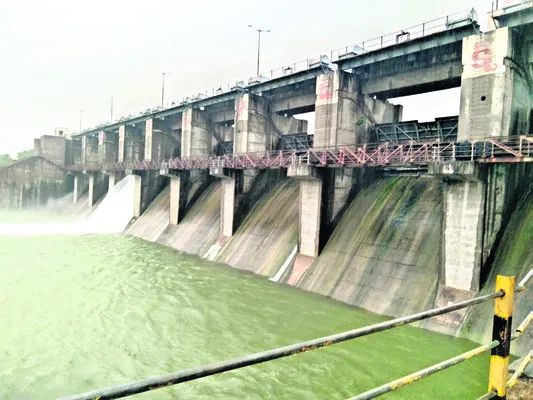 ‘కౌలాస్’కు రికార్డుస్థాయి వరద