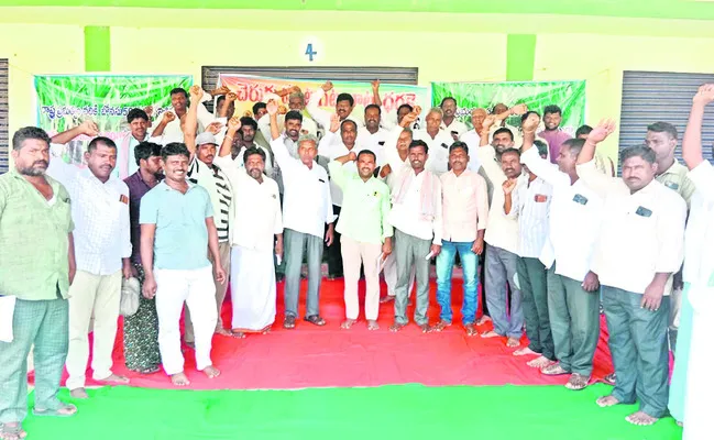 చెరుకు రైతుల సమస్యలు పరిష్కరించాలి 
