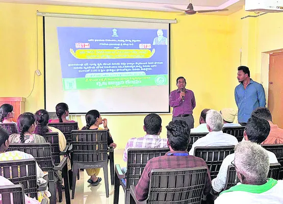 అభివృద్ధి పనులకు నిధులు  