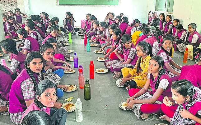 సర్కారు బడుల్లో అల్పాహారం