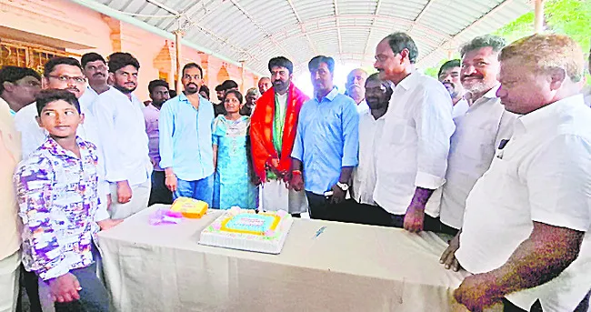 జీవితాంతం వైఎస్సార్సీపీతోనే ఉంటాం