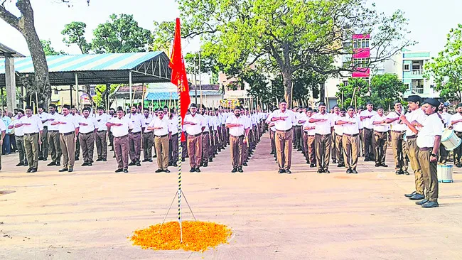 ప్రపంచానికి ఆదర్శంగా భారత్‌ 