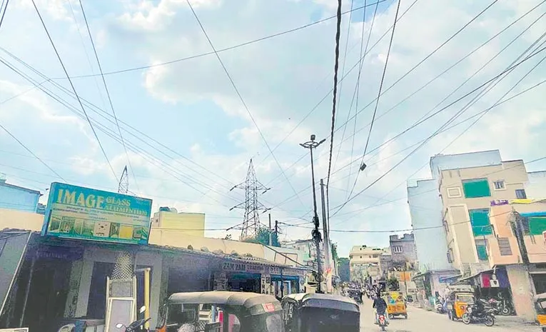 80 percent residents of plush Jubilee Hills live in slums