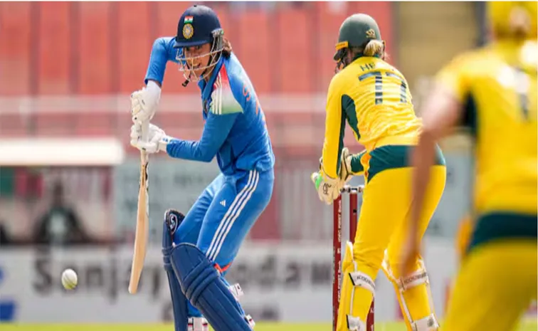 Smriti Mandhana Becomes the quickest and youngest batter to reach 5000 ODI runs