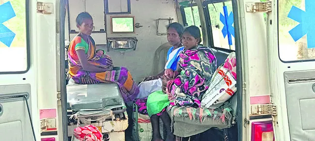 మెరుగైన వైద్యానికి బాలింతల నిరాకరణ