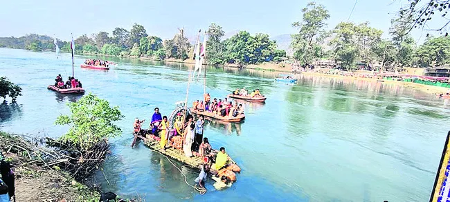 సరిహద్దు పండగ.. మన్యంకొండ జాతర