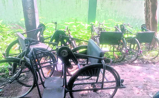 ఇంత నిర్లక్ష్యమా..! 