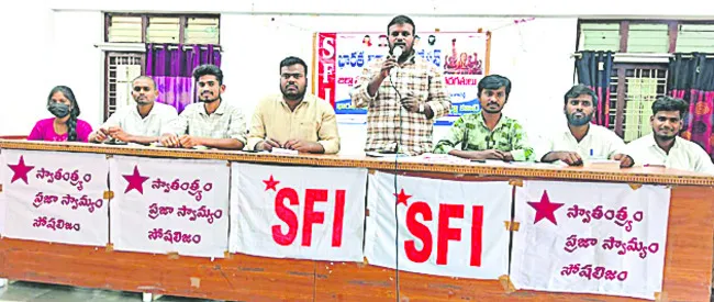 బకాయిలు విడుదల చేయాలి 