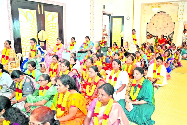 భక్తి మార్గంలో తొలి అడుగు.. శ్రీప్రభుపాద ఆశ్రయం