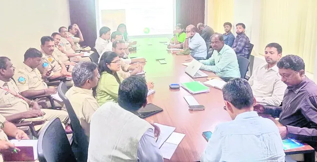 పులుల సంరక్షణలో కలిసి పనిచేయడం కీలకం