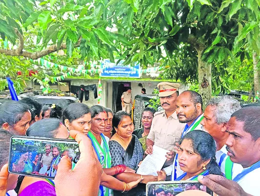 ప్రజల ప్రాణాలతో కూటమి నాయకుల చెలగాటం