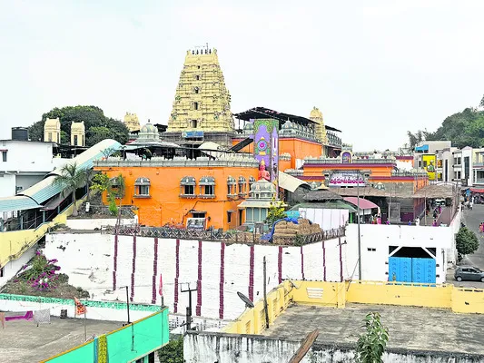 రామాలయంలో మళ్లీ అంతర్గత బదిలీలు